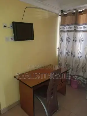 Kariakoo, 5 Storey 31 Rooms Operating Lodge for Sale - Dar