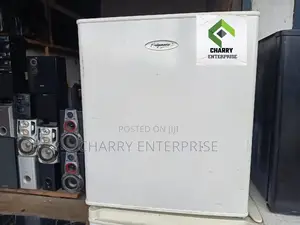  Mini Fridge USED ZIPO CHACHE SANA 