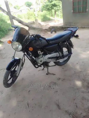 New Bajaj Boxer 2022 Black