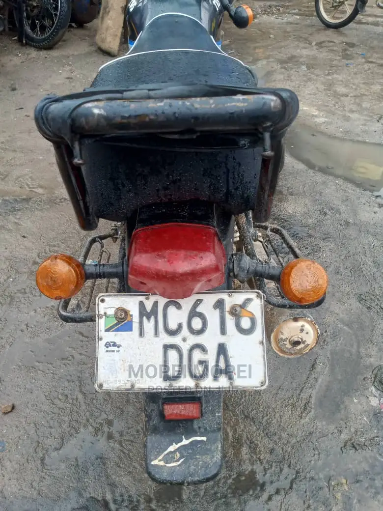 TVS 2022 Gray