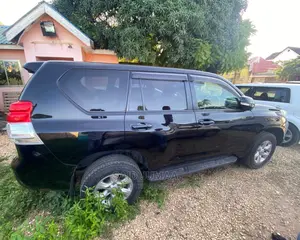 Toyota Land Cruiser Prado 2.7 i 2010 Black