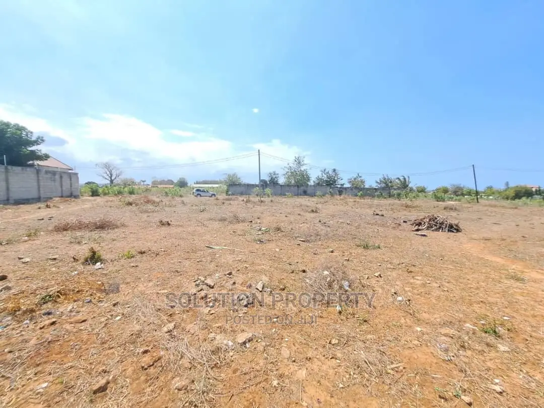 Plot for Sale at Bunju