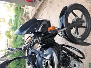 Bajaj Boxer X125 2022 Brown