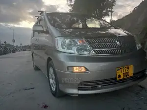 Toyota Alphard 2005 Gold