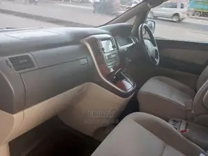 Toyota Alphard 2005 Gold