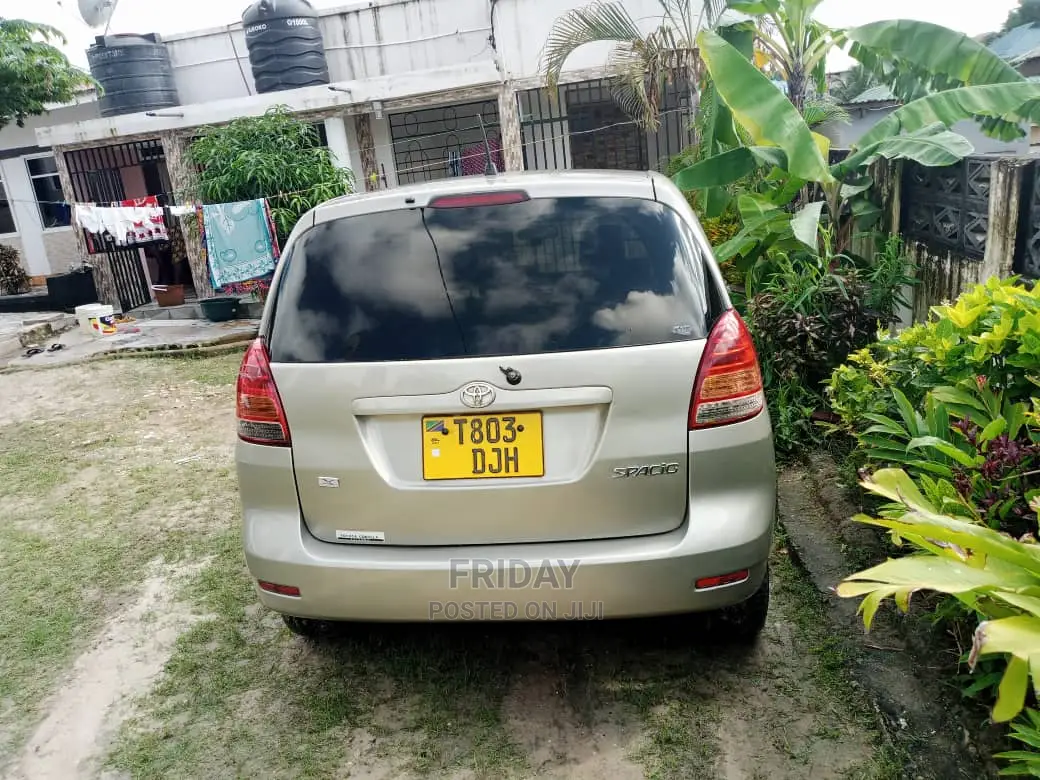 Toyota Corolla Spacio 1.5 X 2004 Gold