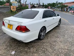 Toyota Crown 2005 White