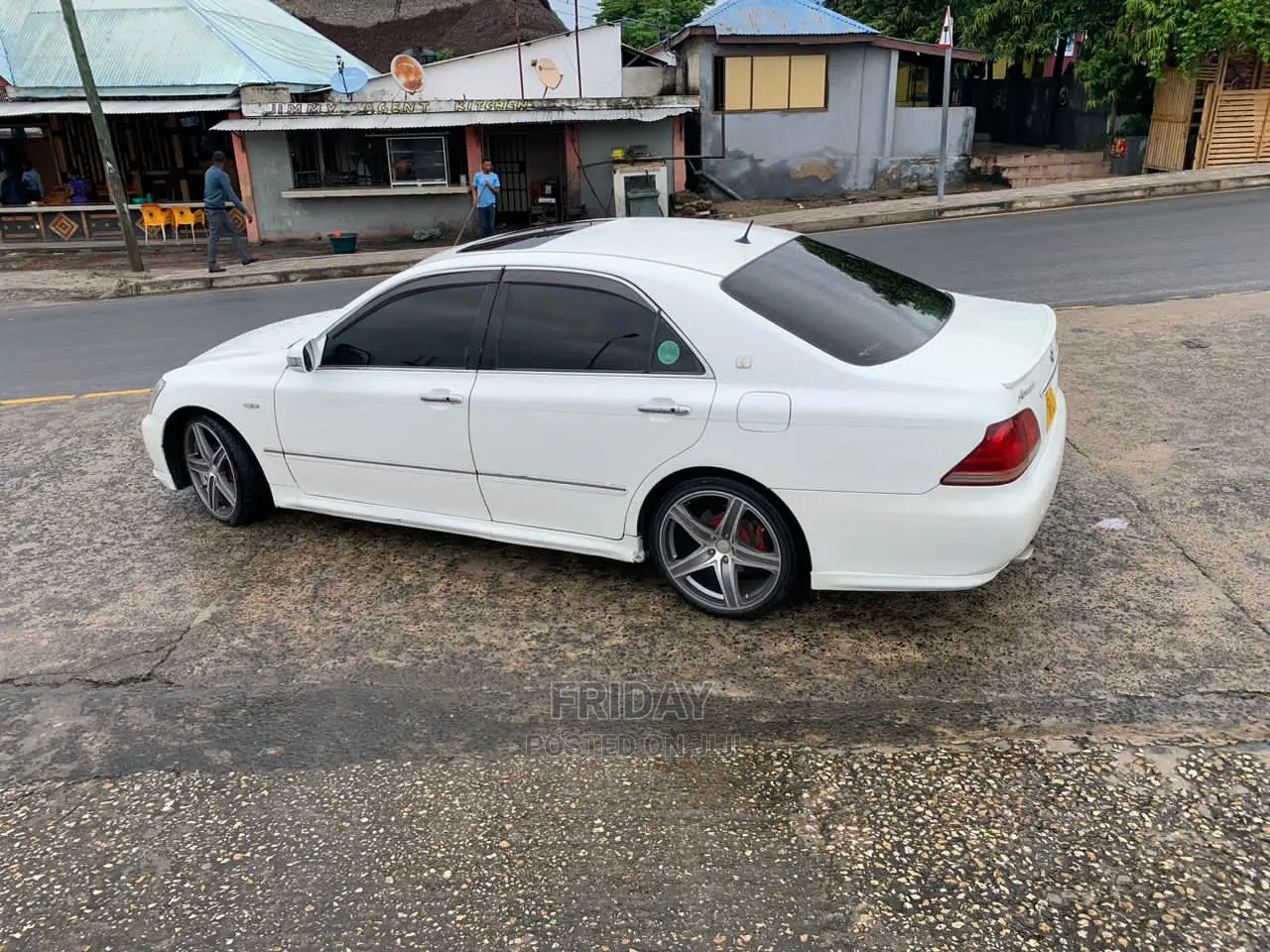 Toyota Crown 2005 White