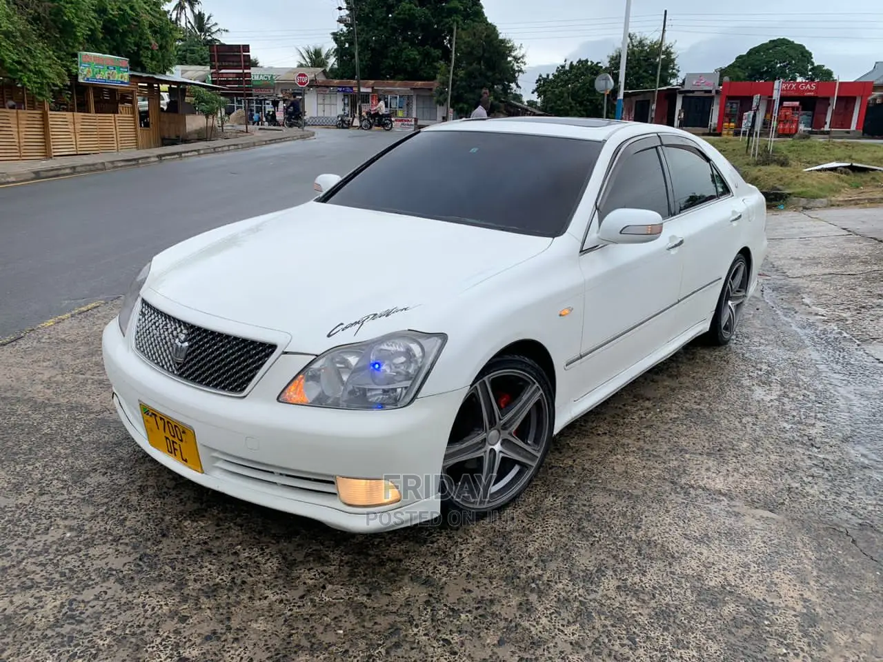 Toyota Crown 2005 White