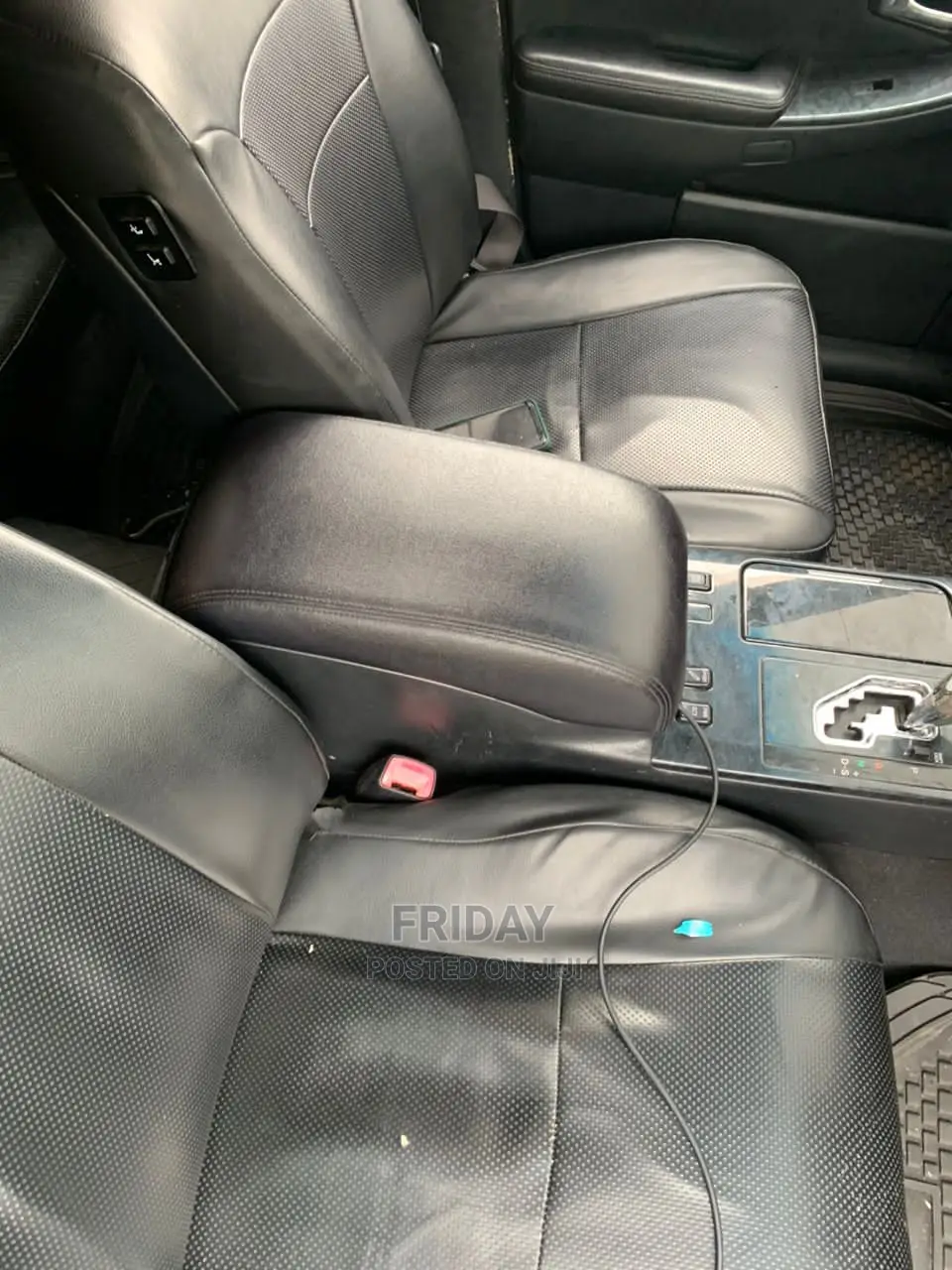 Toyota Crown 2005 White