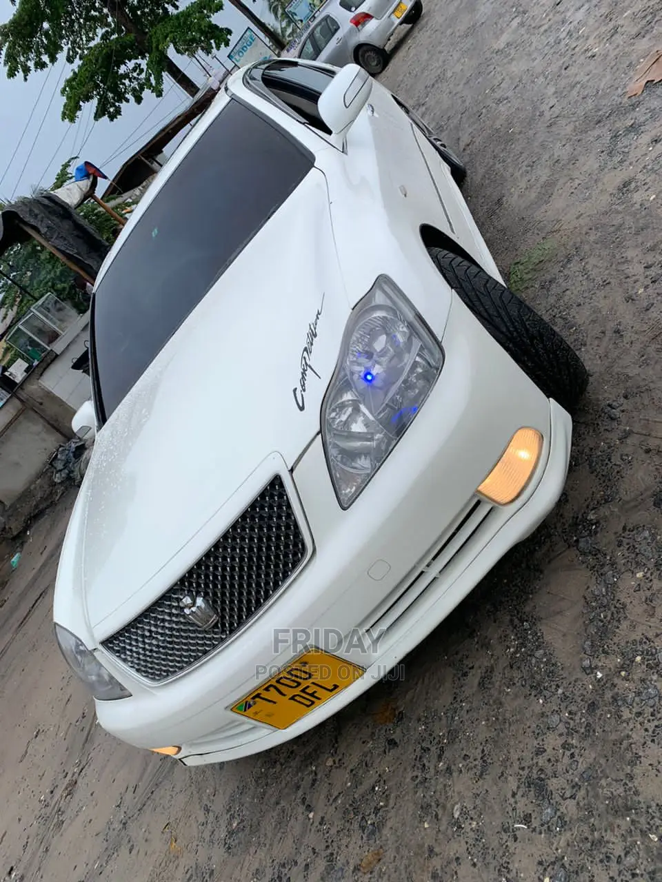 Toyota Crown 2005 White