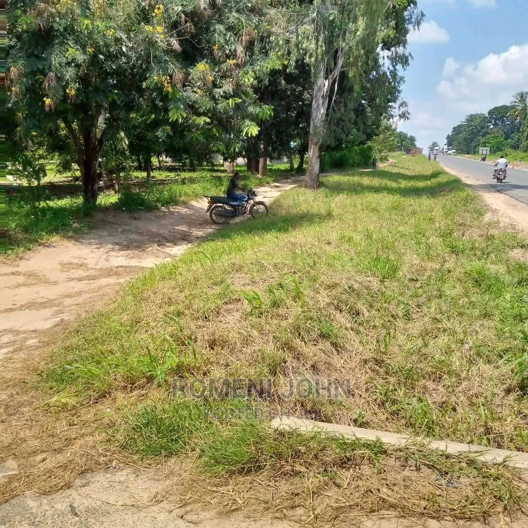 Eneo La Kibiashara Heka 8 Linauzwa Bilioni 1.8 Kibaha.