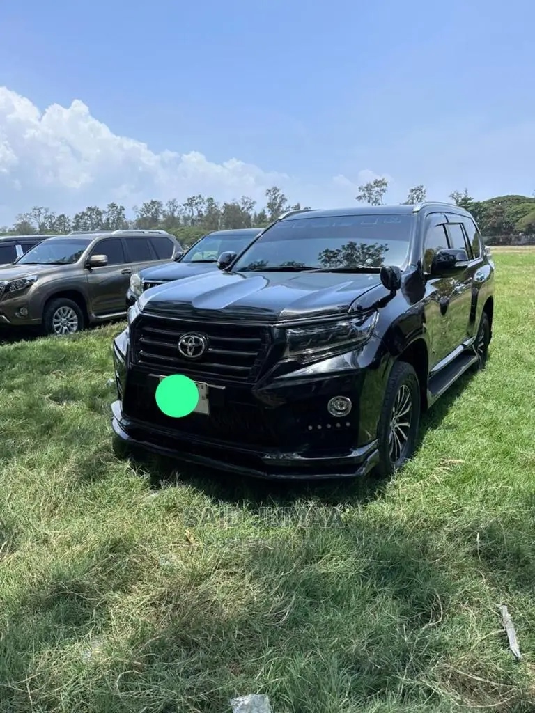 Toyota Land Cruiser Prado 2.7 i 2012 Black