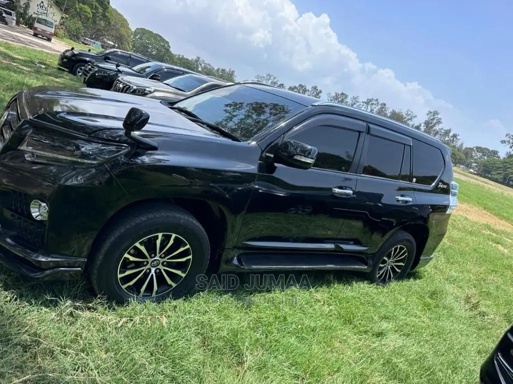 Toyota Land Cruiser Prado 2.7 i 2012 Black