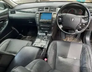 Toyota Crown 2007 White
