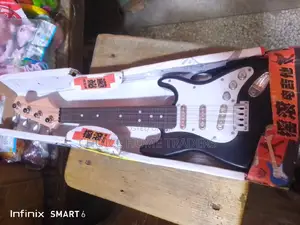 Kid Guitar/Gitaa Za Watoto