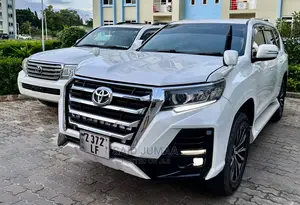Toyota Land Cruiser Prado 2.7 i 2012 White