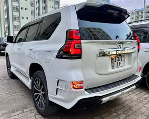 Toyota Land Cruiser Prado 2.7 i 2012 White