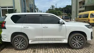 Toyota Land Cruiser Prado 2.7 i 2012 White