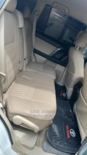 Toyota Land Cruiser Prado 2.7 i 2012 White