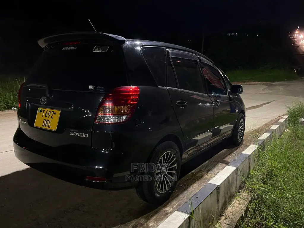 Toyota Corolla Spacio 1.5 X 2004 Black