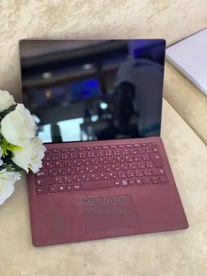 New Laptop Microsoft Surface 16GB Intel Core I7 SSD 512GB