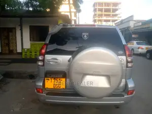 Toyota Land Cruiser 100 4.2 TD 2004 Silver