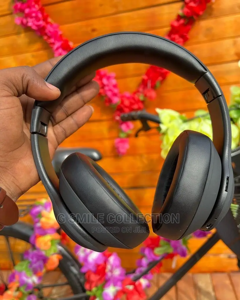 JBL SN -85 Wireless Headphones