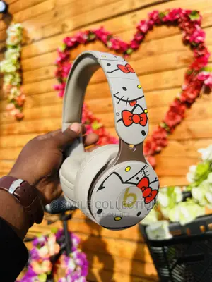 Solo Pro Hello Kitty Wireless Headphones