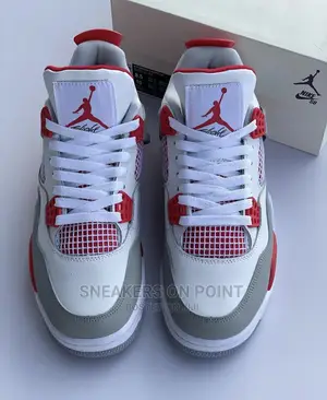 Air Jordan 4