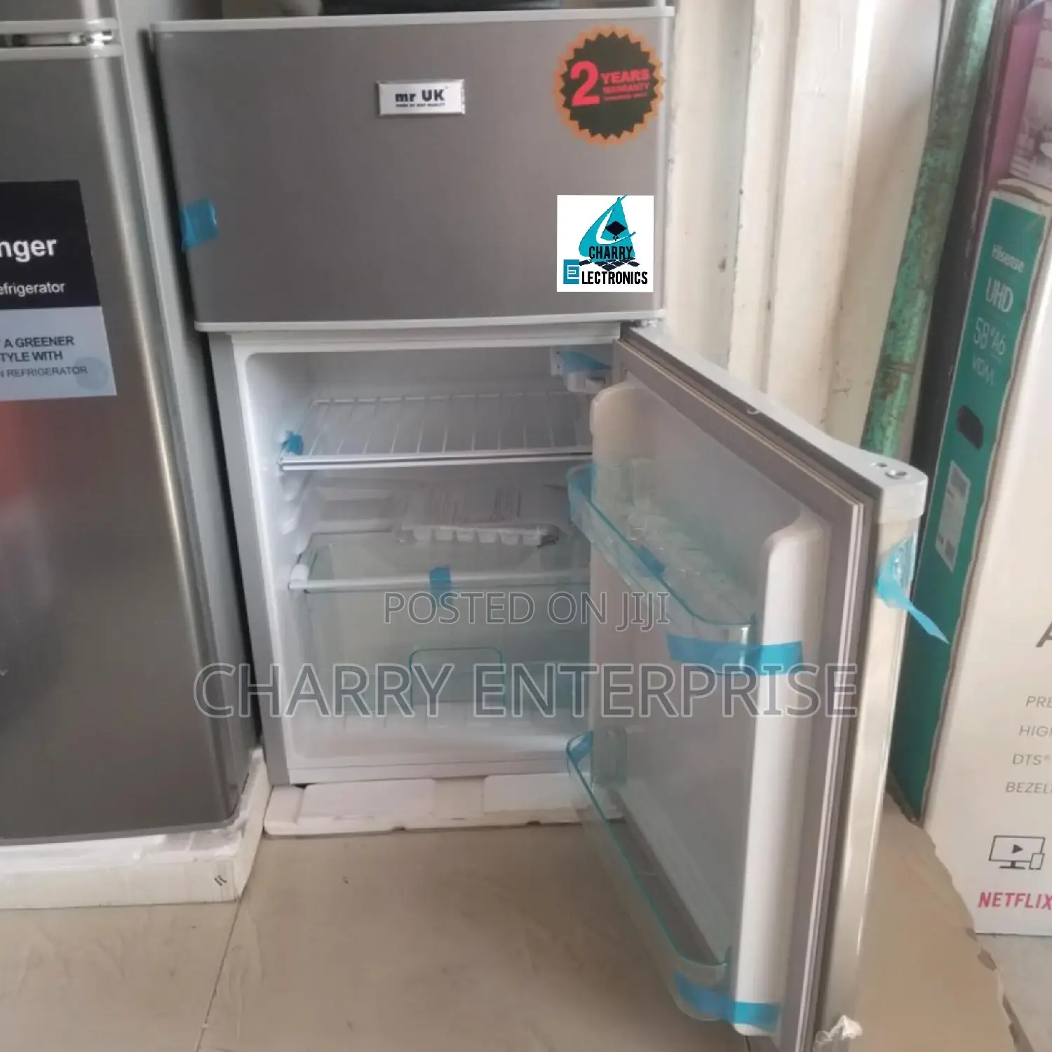 MR Uk Fridge/ Refrigerator:- UK 43/ 48 Litres 86L
