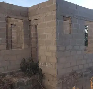 3bdrm House in Goba for Sale