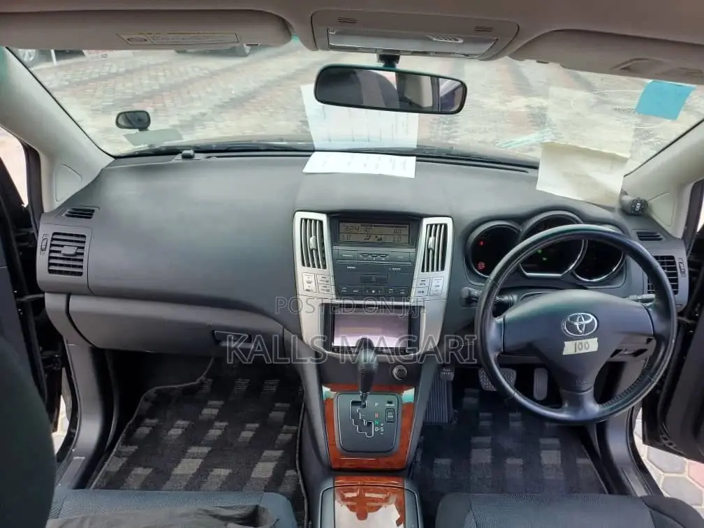 Toyota Harrier 2007 White