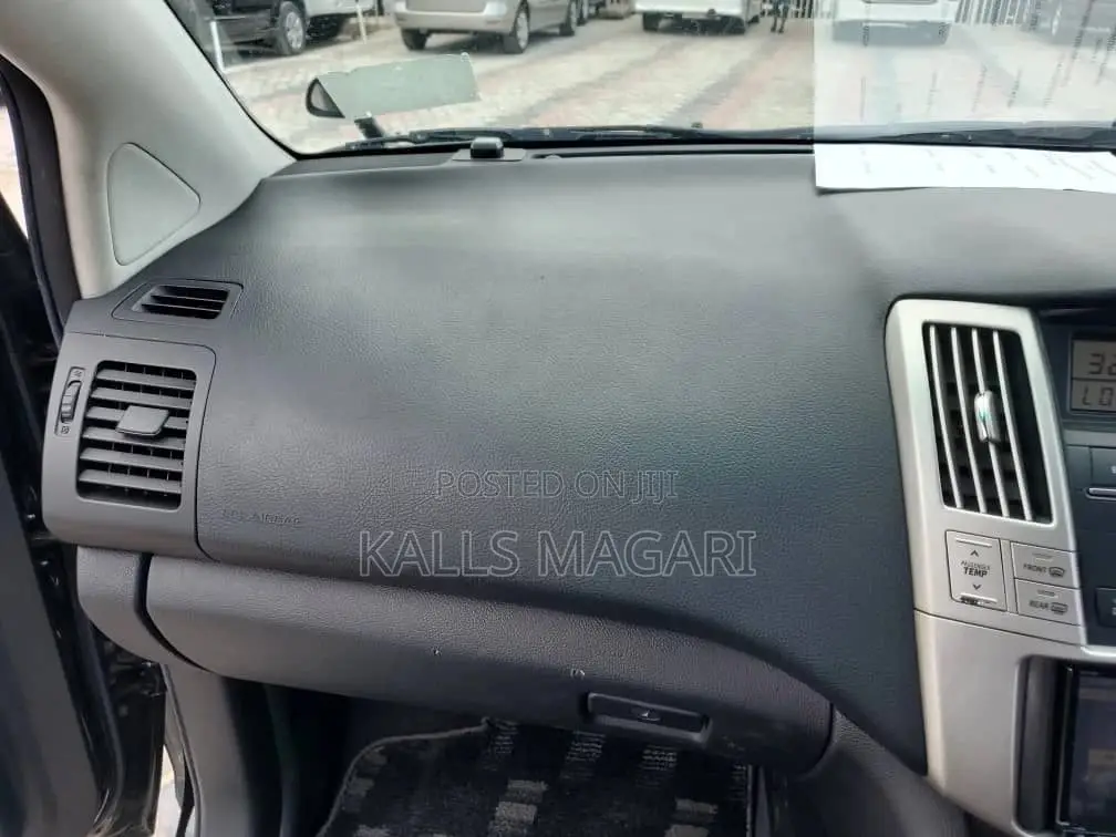 Toyota Harrier 2007 White
