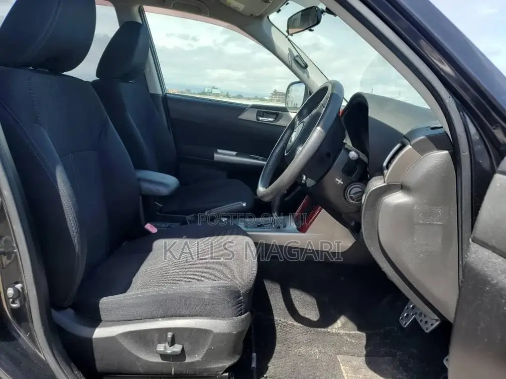 Subaru Forester 2010 Black
