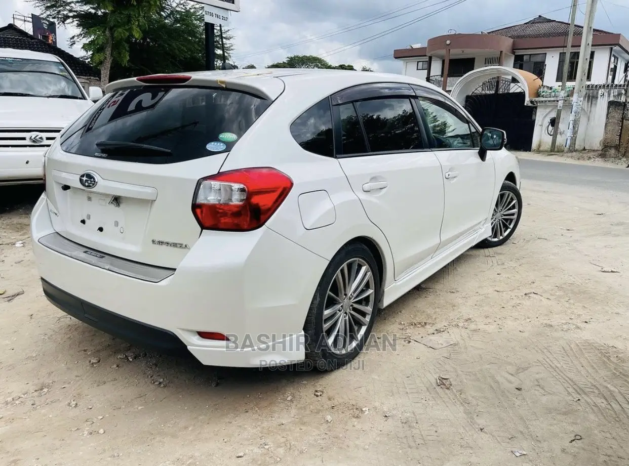 Subaru Impreza 2.0i Sport Premium 2013 White