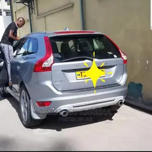 Car Glass Crack Repair