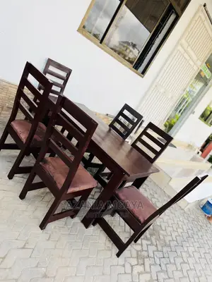 Dinning Table Mpya Ya Vit 6,Uza Nunua Nam Used Na Vipya