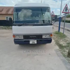 Toyota Coaster 1999 White