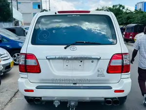 Toyota Land Cruiser HDJ 100 1999 White