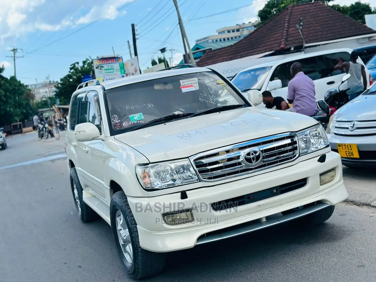 Toyota Land Cruiser HDJ 100 1999 White