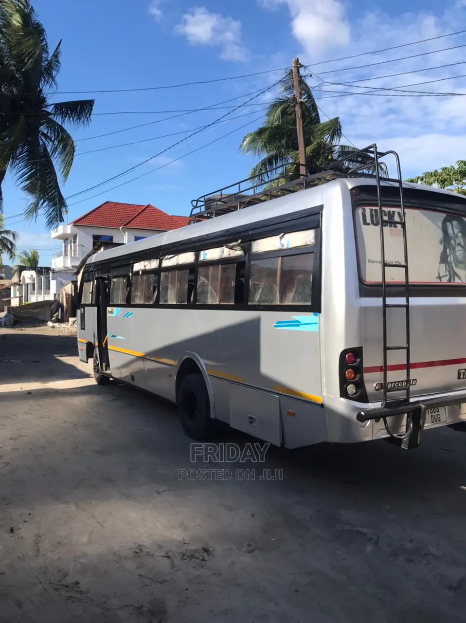 Tata Starbus Ultra Skool 2005 Grey