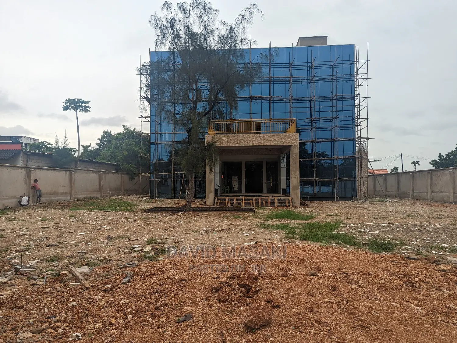 New Large Office Building for Rent in Oysterbay