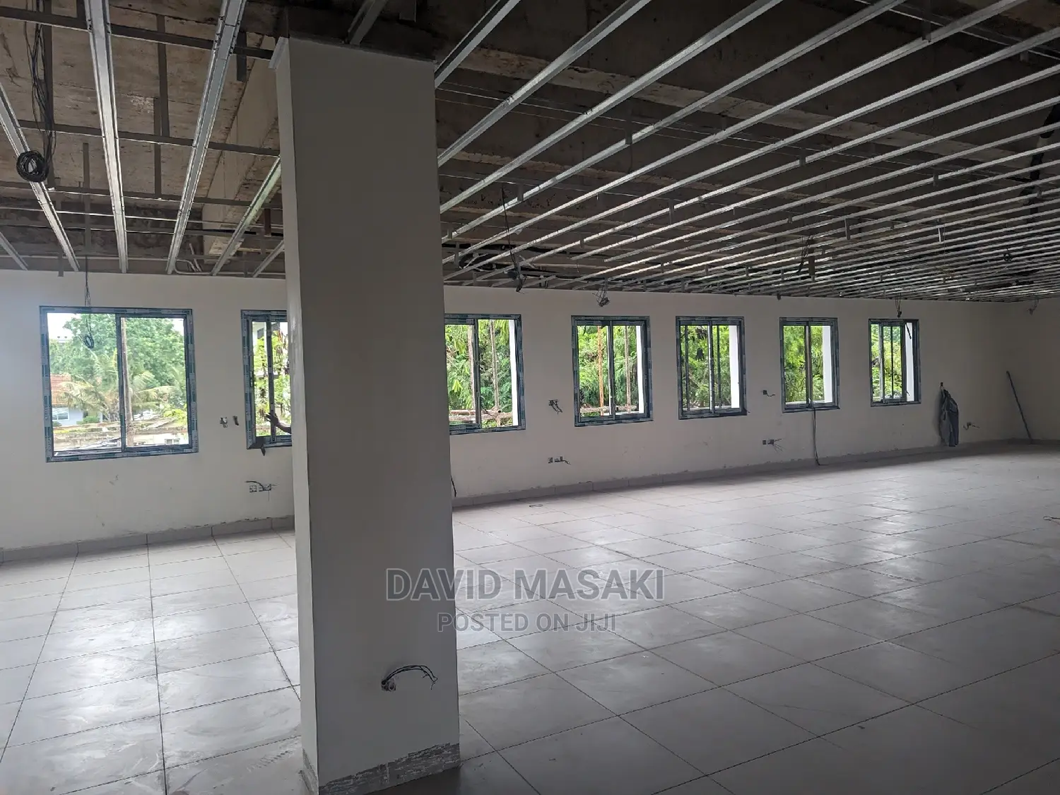 New Large Office Building for Rent in Oysterbay