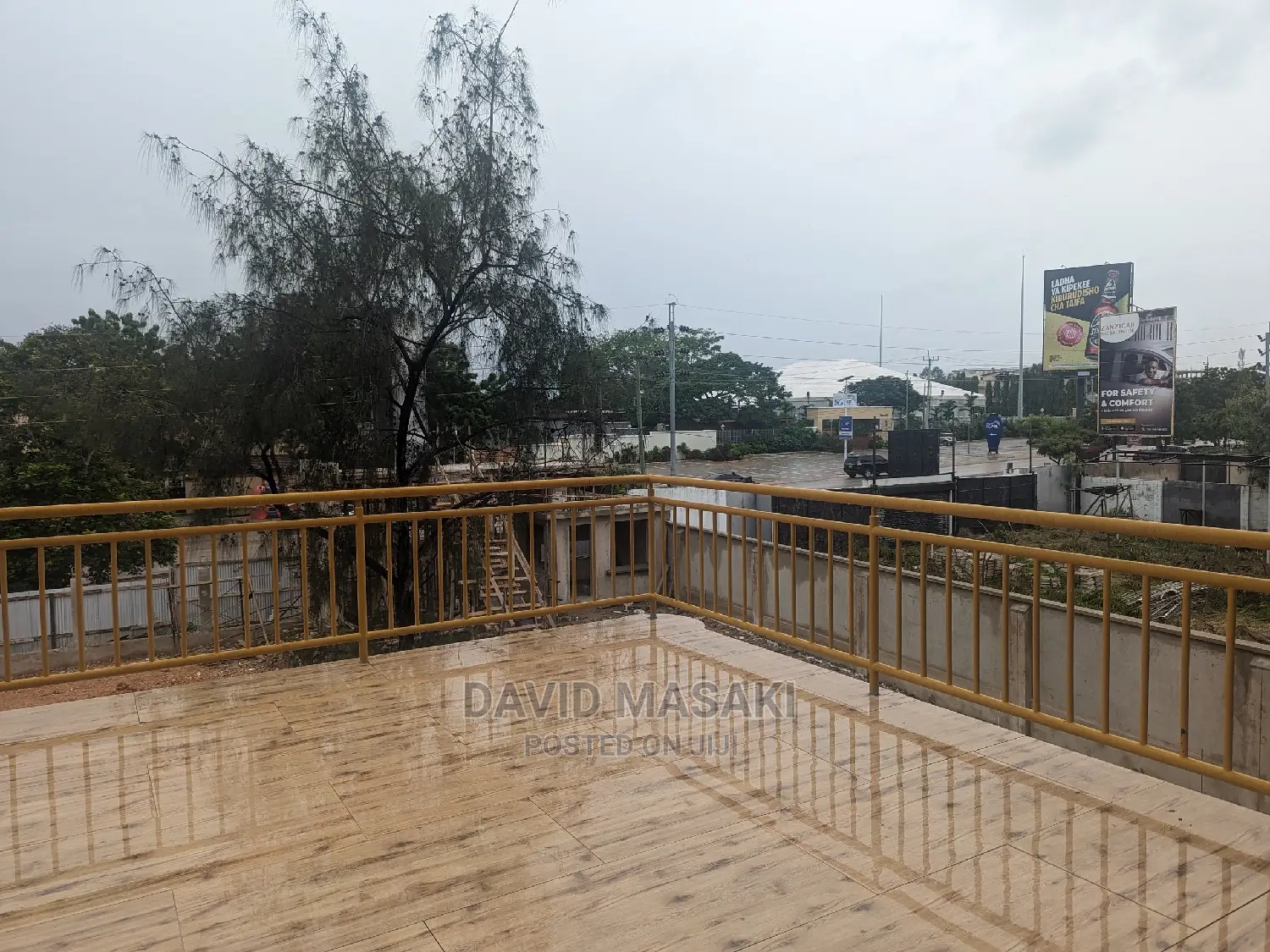 New Large Office Building for Rent in Oysterbay