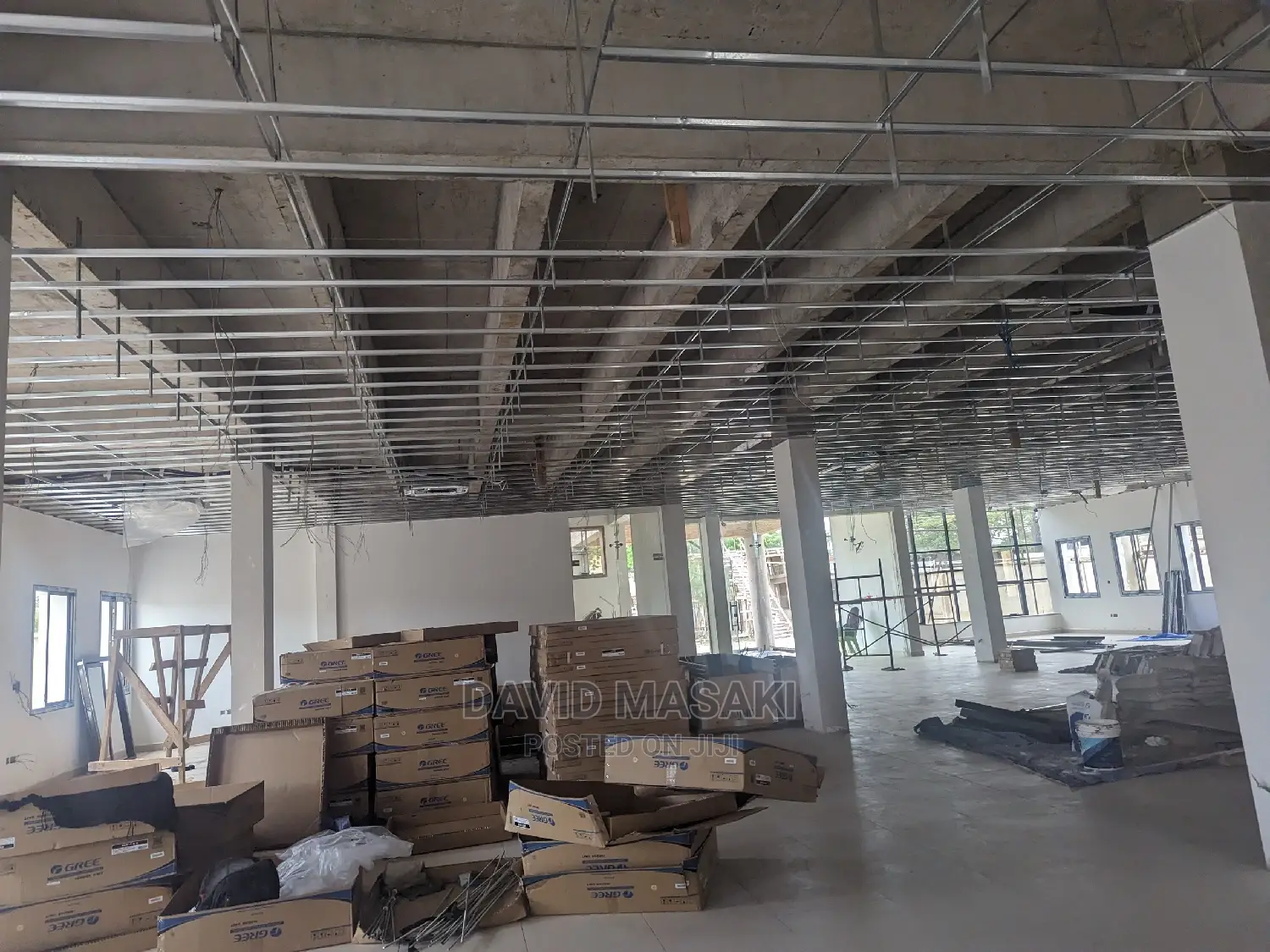 New Large Office Building for Rent in Oysterbay