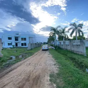 Kiwanja Kiko Ndani Ya Fence Kinauzwa Mbweni JKT Block 5