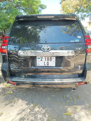 Toyota Land Cruiser Prado 2.7 i 2010 Black