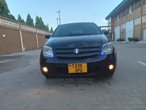 Toyota IST 2003 Black