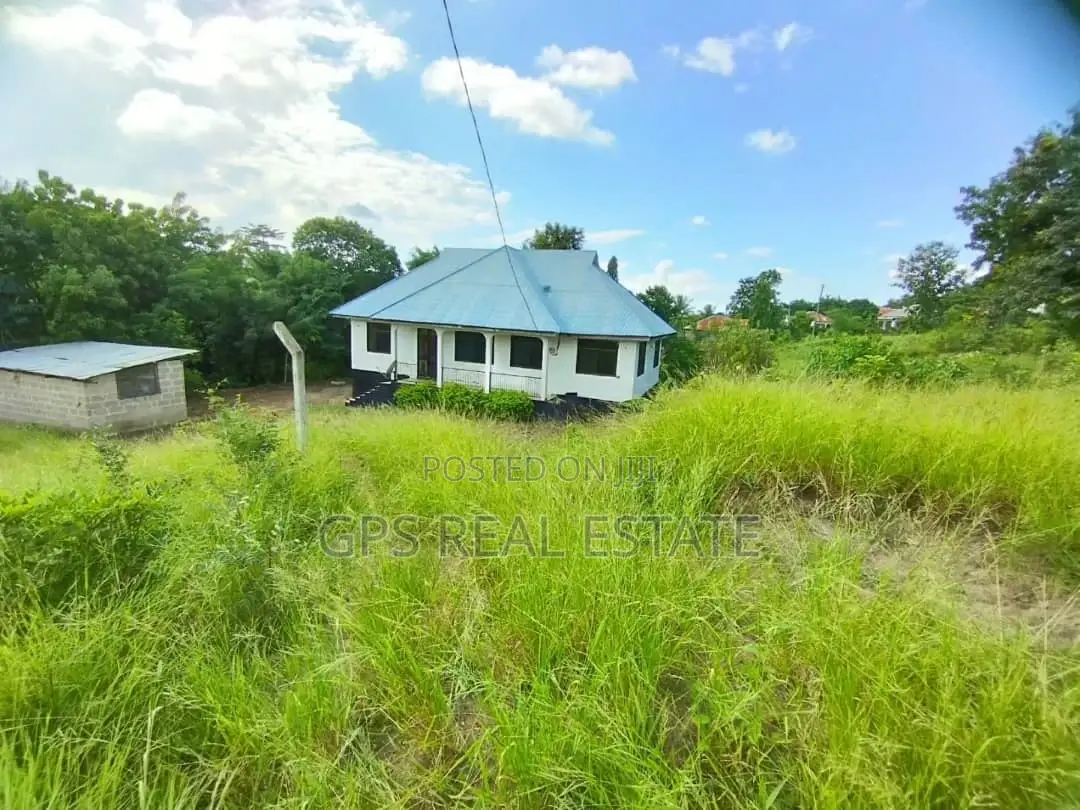 3bdrm House in Kibamba Shule, Kinondoni for Sale